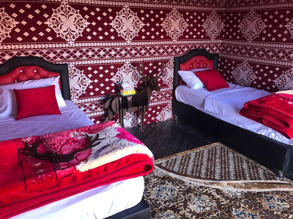 Wadi Rum Quiet Village Camp Екстер'єр фото