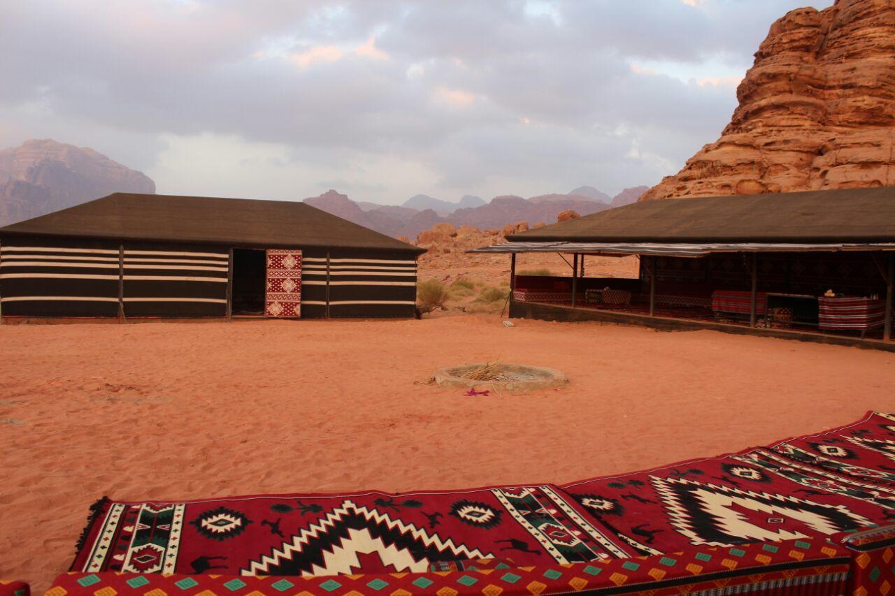 Wadi Rum Quiet Village Camp Екстер'єр фото